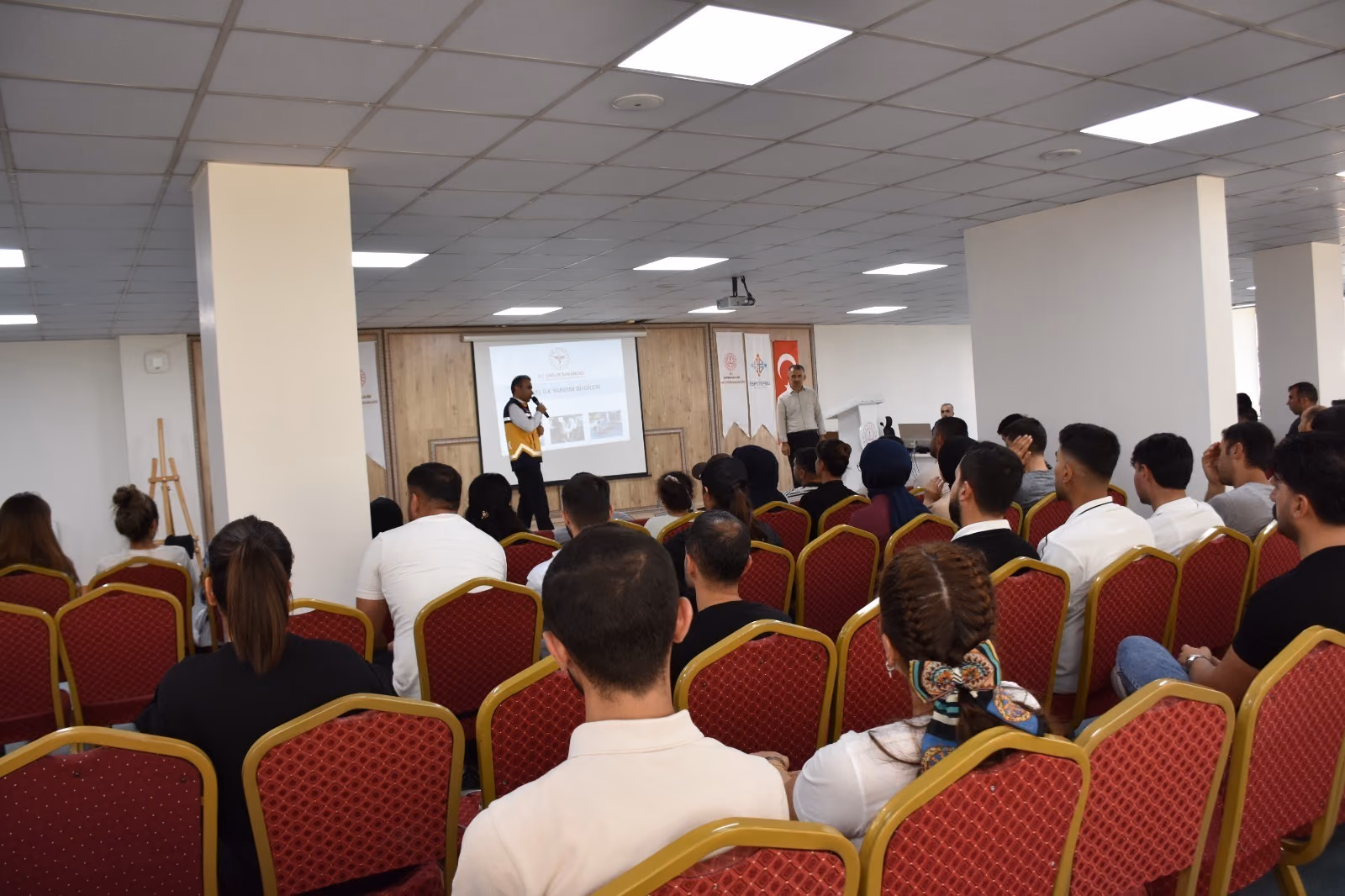 Okul Bahçe Görevlilerine İlk Yardım Eğitimi (3)