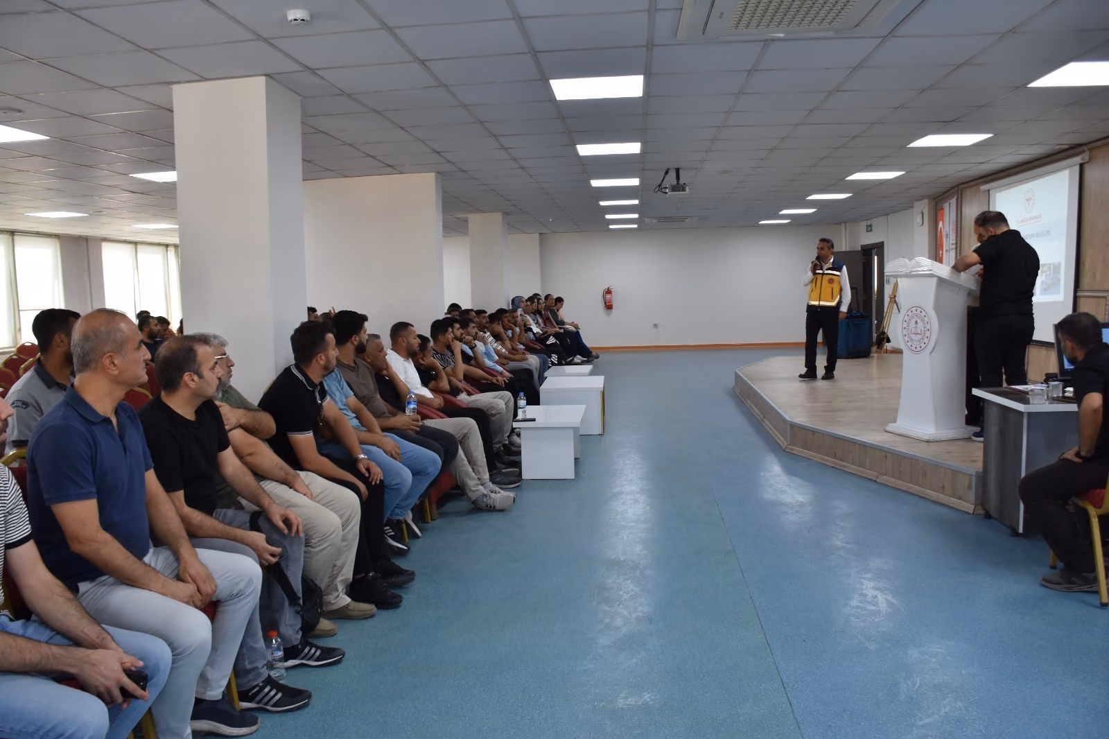 Okul Bahçe Görevlilerine İlk Yardım Eğitimi (3)
