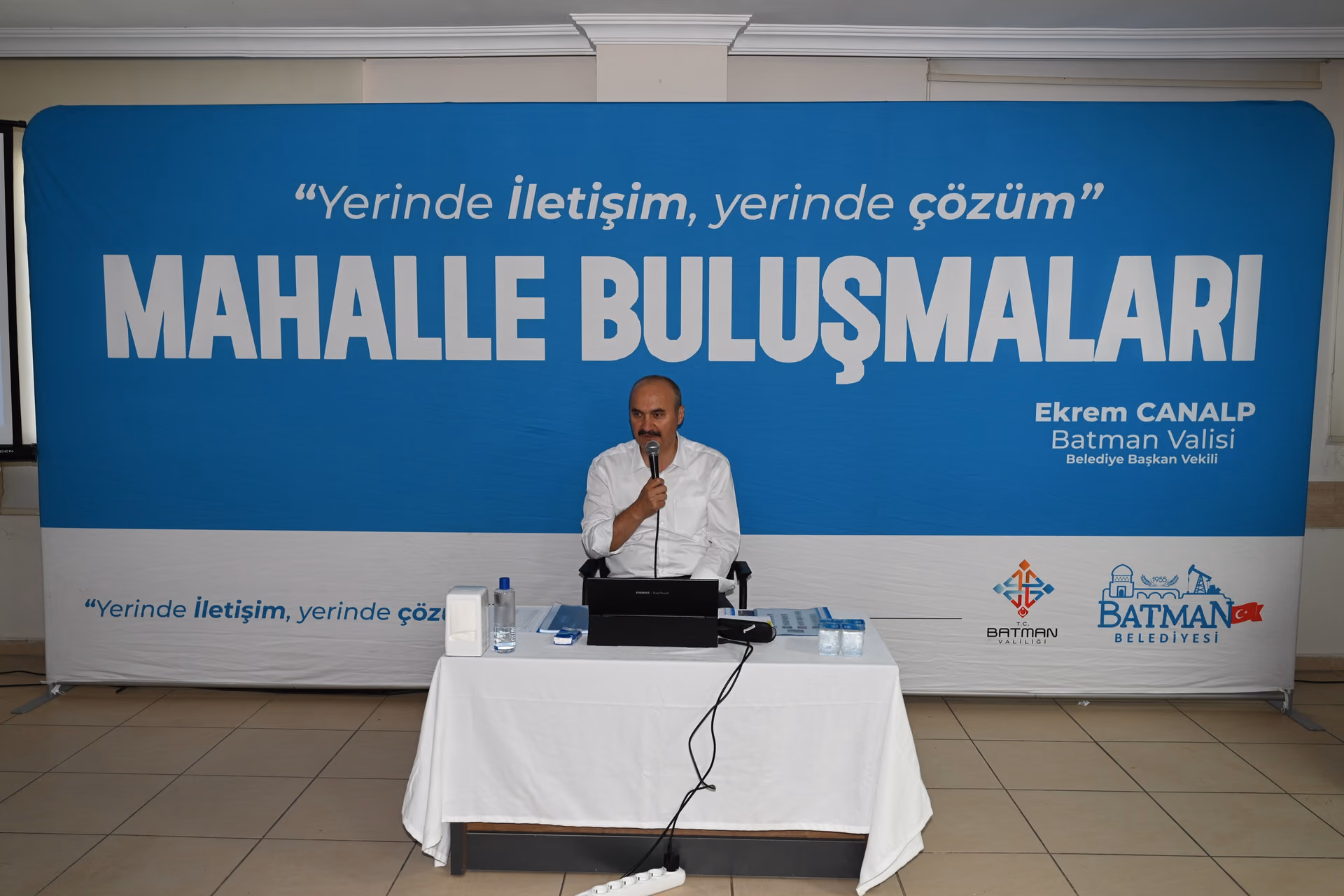 VALİ CANALP ÇAY MAHALLESİ SAKİNLERİYLE BULUŞTU (6)
