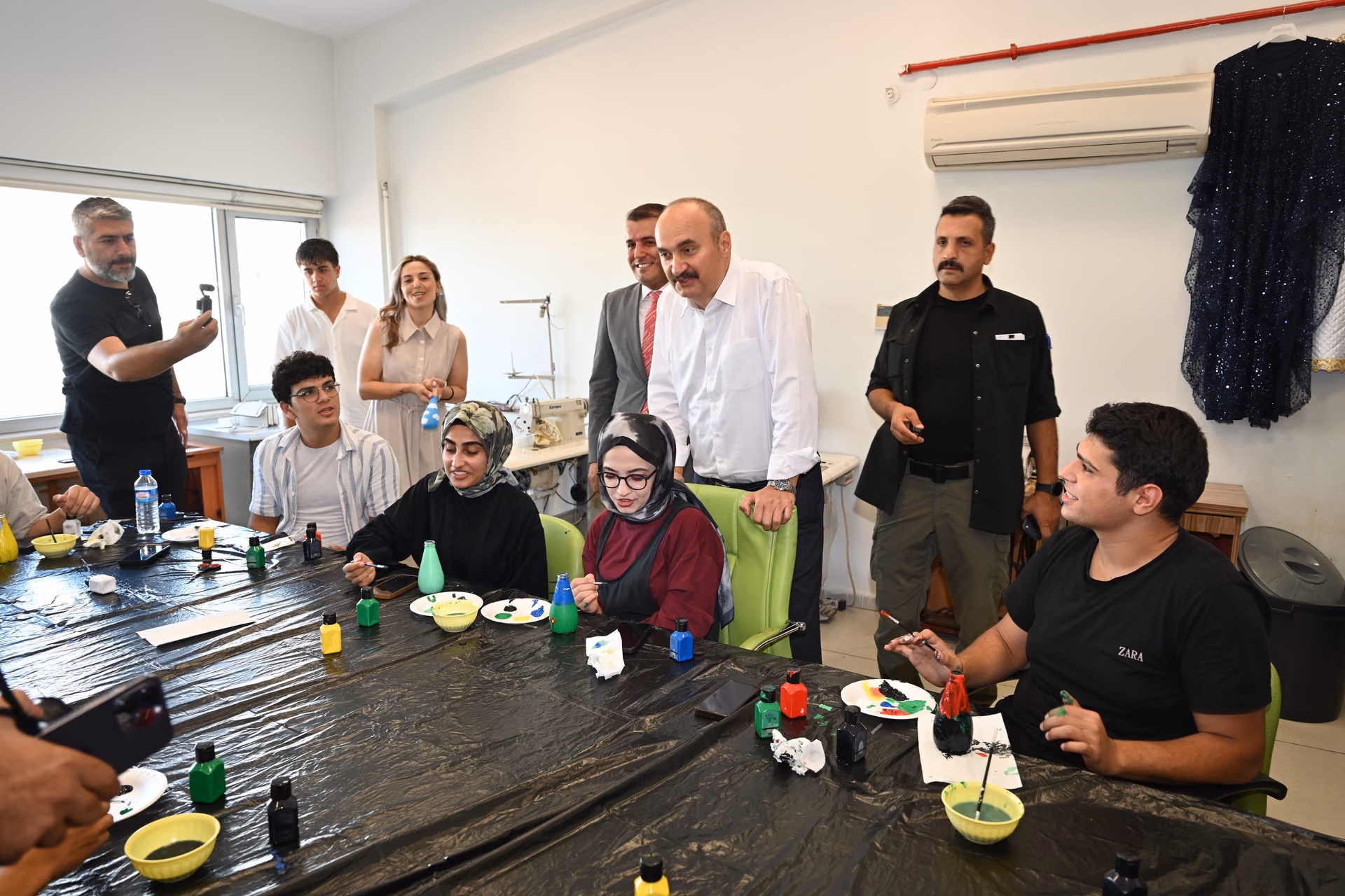 VALİ CANALP ÇAY MAHALLESİ SAKİNLERİYLE BULUŞTU (6)