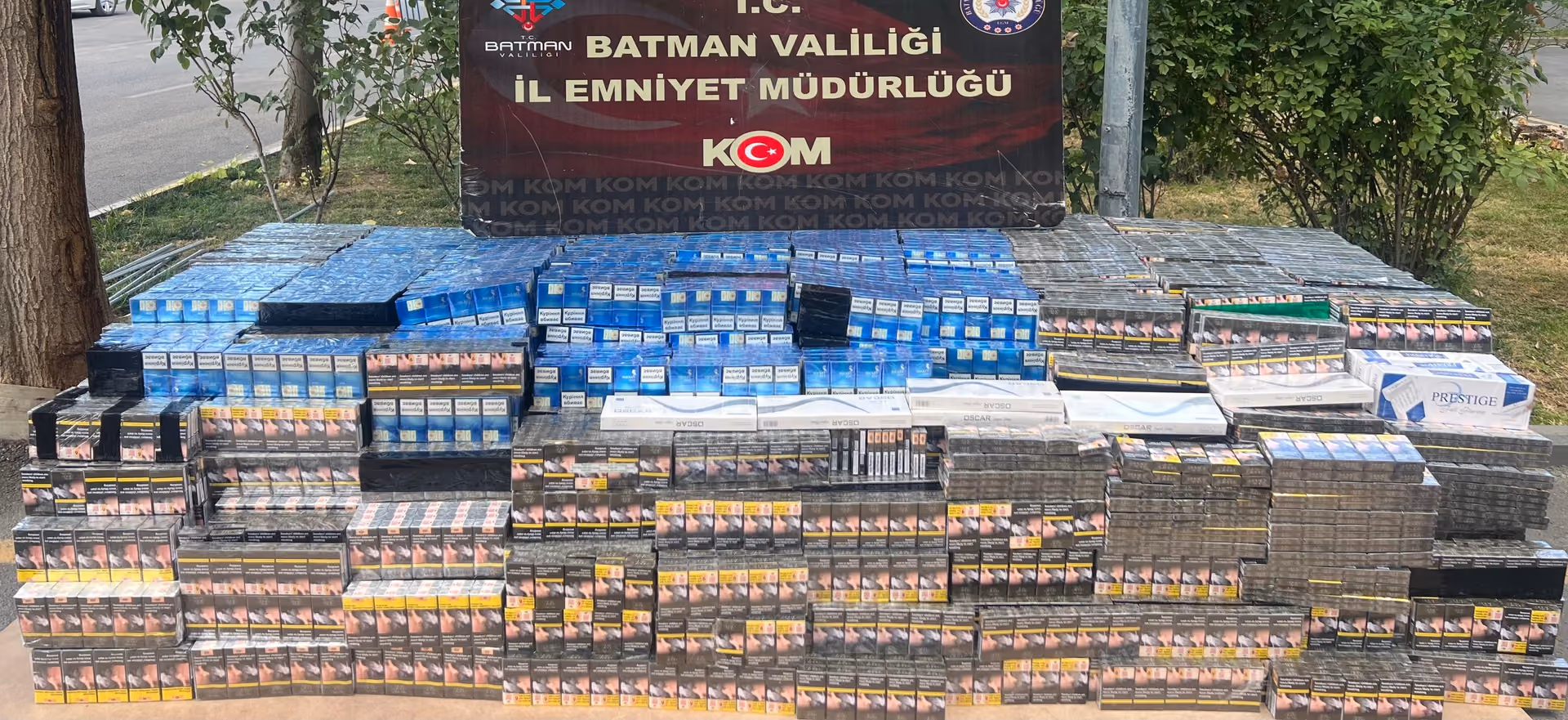 18 BİN 380 PAKET KAÇAK SİGARA ELE GEÇİRİLDİ