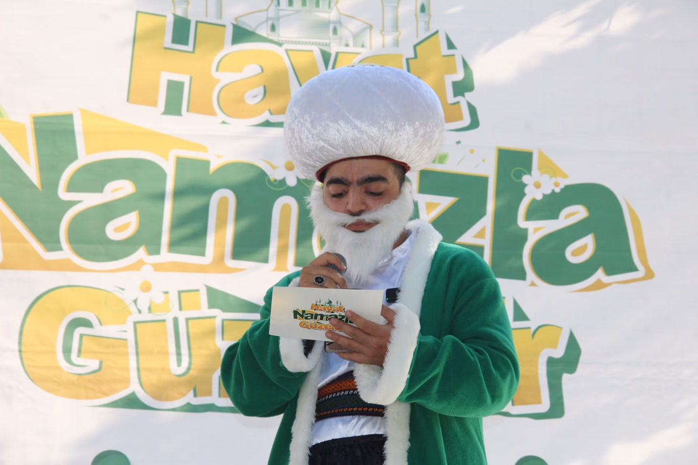 ÖRNEK İMAMDAN TAKDİR TOPLAYAN DAVRANIŞ (2)