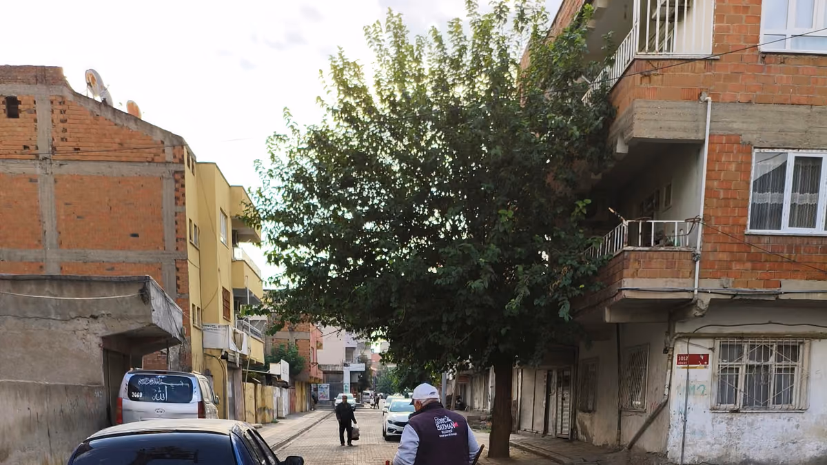 6 MAHALLEDE TEMİZLİK ÇALIŞMASI (2)