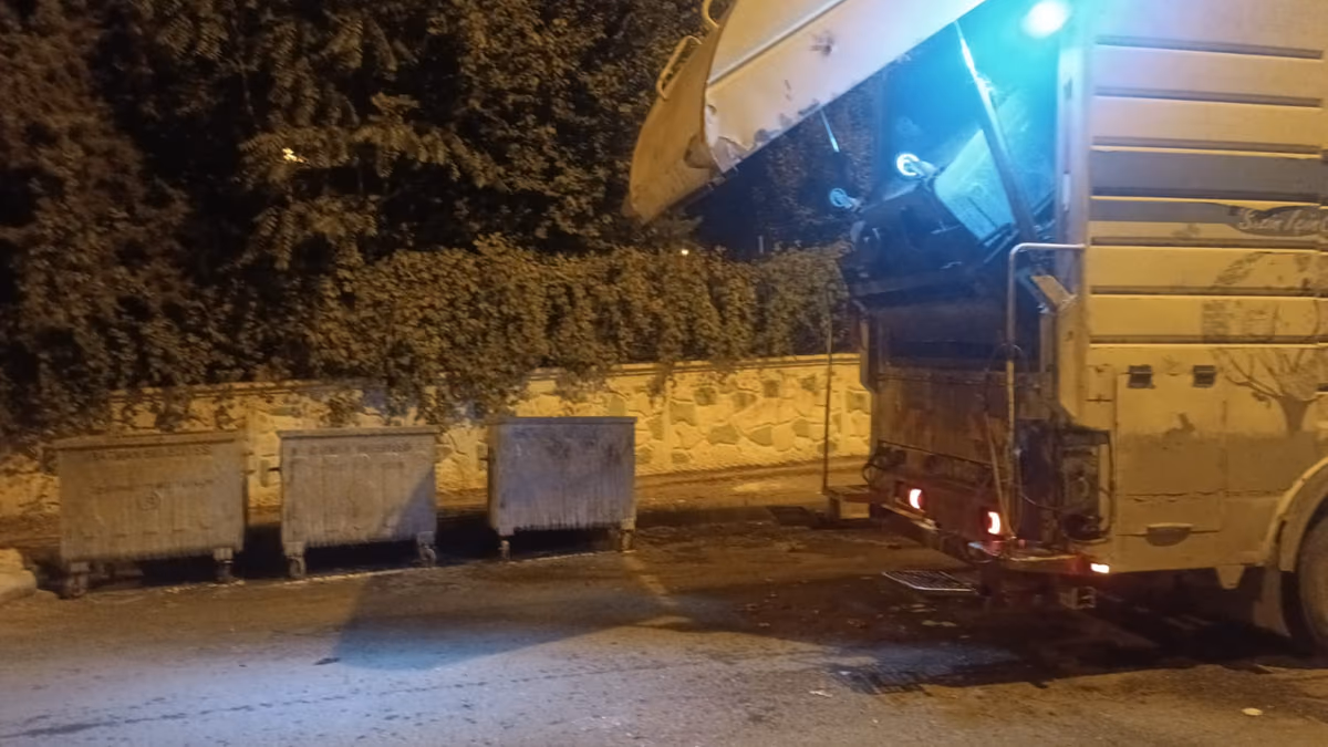 6 MAHALLEDE TEMİZLİK ÇALIŞMASI (3)
