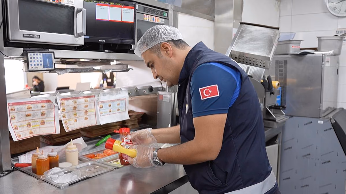 AVM’LERE GIDA DENETİMİ 5 İŞLETMEYE YASAL İŞLEM (1)