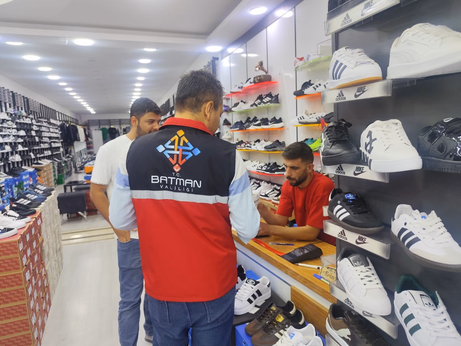 BAĞIMLILIKLA MÜCADELE GÜLİSTAN CADDESİ’NE TAŞINDI (2)