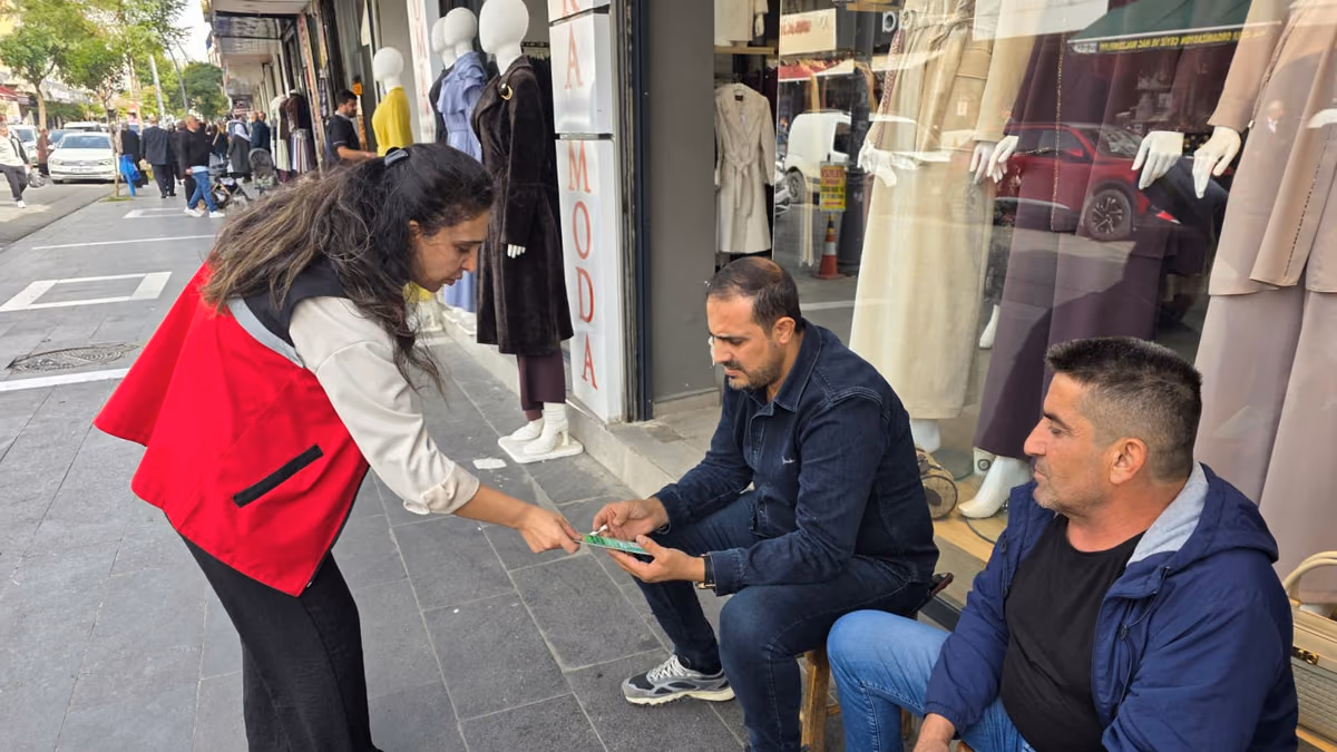 BAĞIMLILIKLA MÜCADELE SOKAĞA TAŞINDI (1)