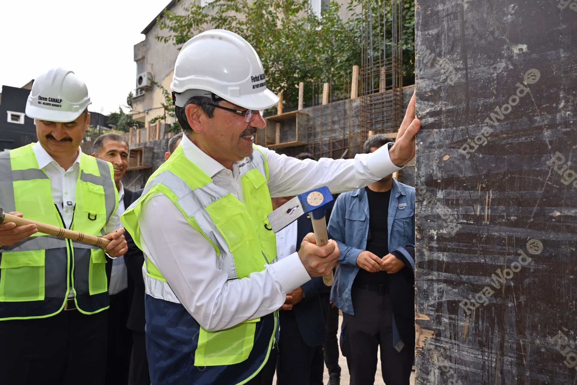 BAĞLAR MAHALLESİ İSTEDİ, ADEM İÇİN İLK ADIM ATILDI (4)