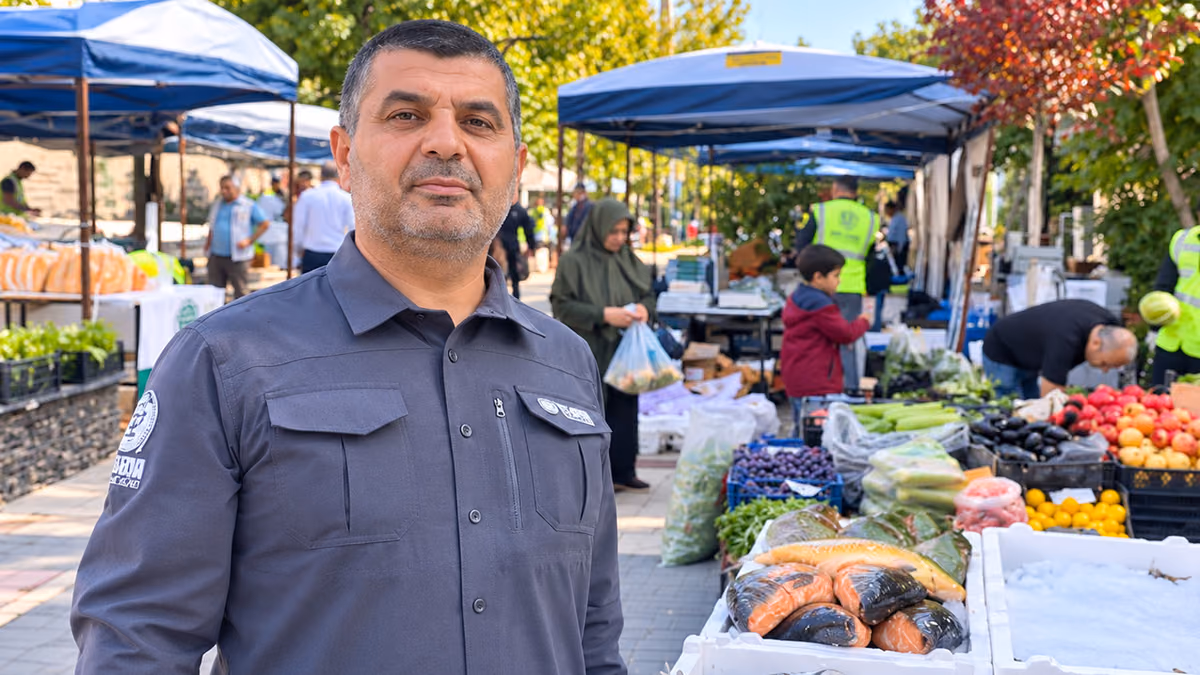 BALIKÇIDAN ÖRNEK DAVRANIŞ BİR GÜNLÜK SATIŞINI BAĞIŞLADI (2)