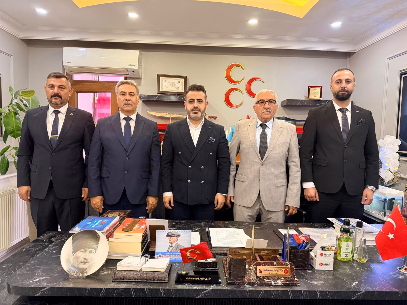 BAŞKAN ÇETİN BAŞKANLIĞINDA YENİ YÖNETİM İLK TOPLANTISINI YAPTI (3)