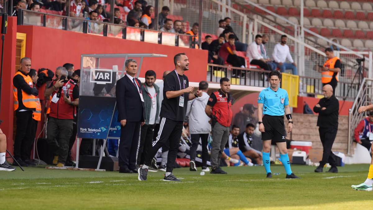 BATMAN PETROLSPOR - ESENLER EROKSPOR (2)