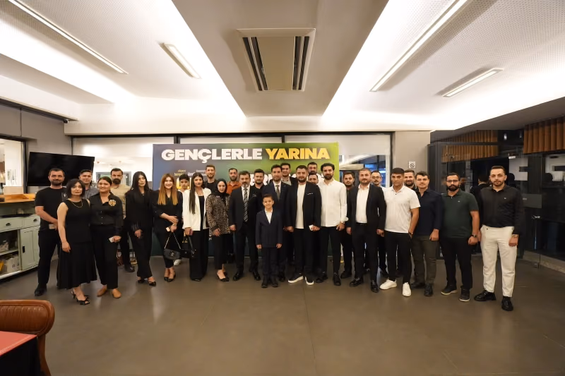 BATSO BAŞKAN ADAYI KURT, GENÇLERLE BİR ARAYA GELDİ