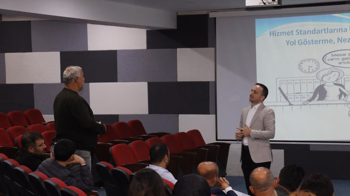BELEDİYE PERSONELİNE ETİK EĞİTİMİ (2)