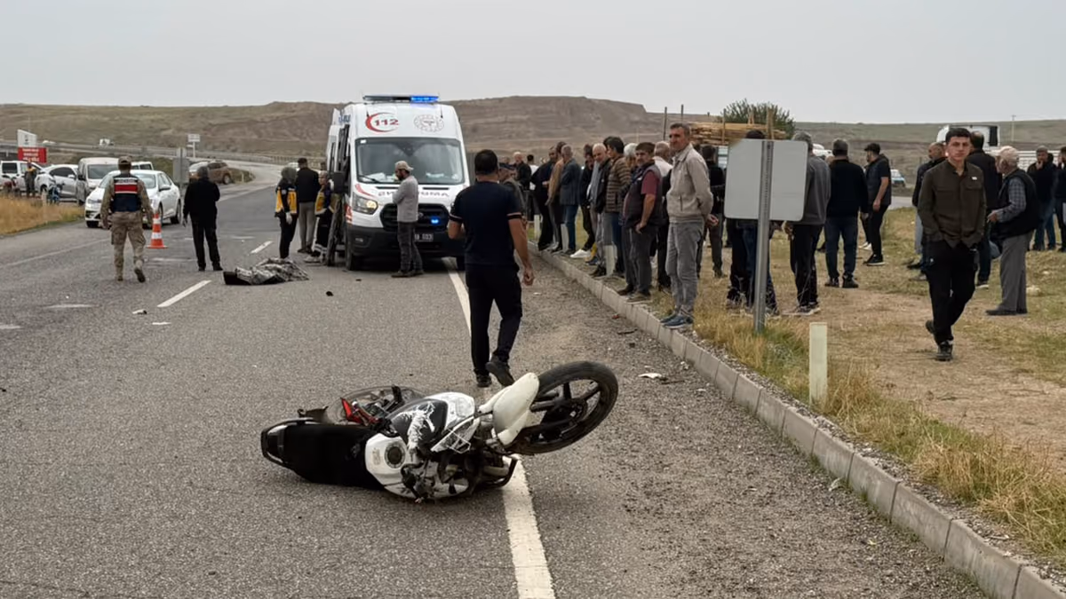 DİYARBAKIR-BATMAN YOLUNDA FECİ KAZA 1 ÖLÜ (3)