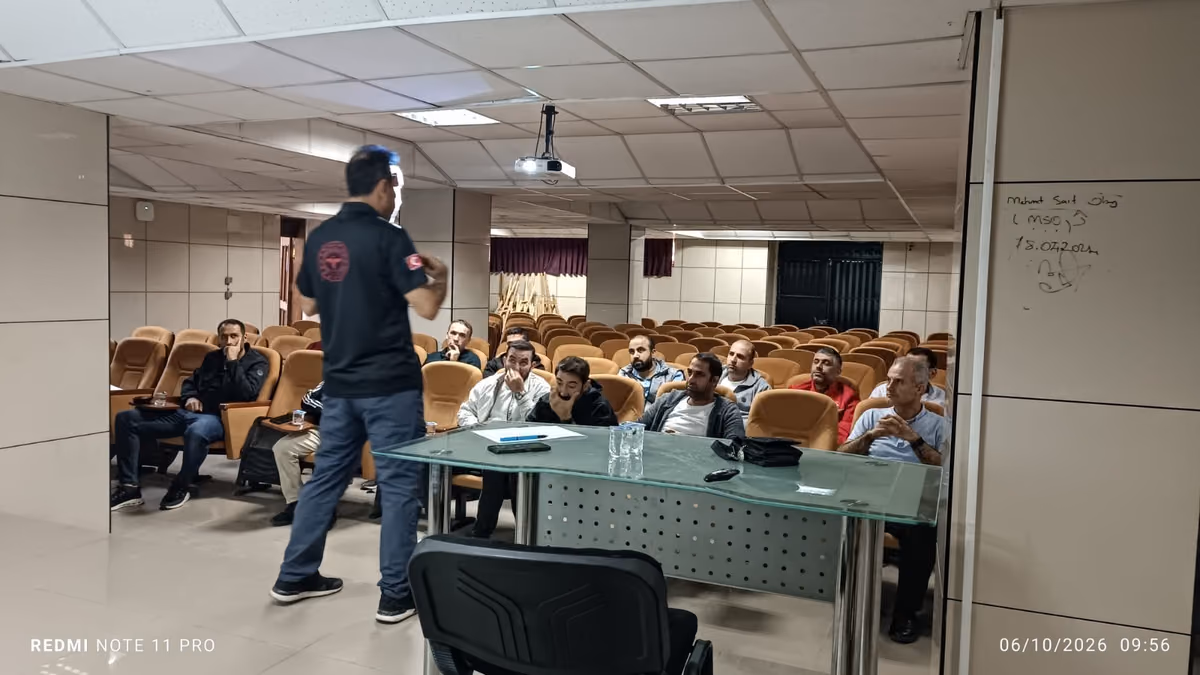 GENÇLİK VE SPOR PERSONELİNE AFET EĞİTİMİ (2)