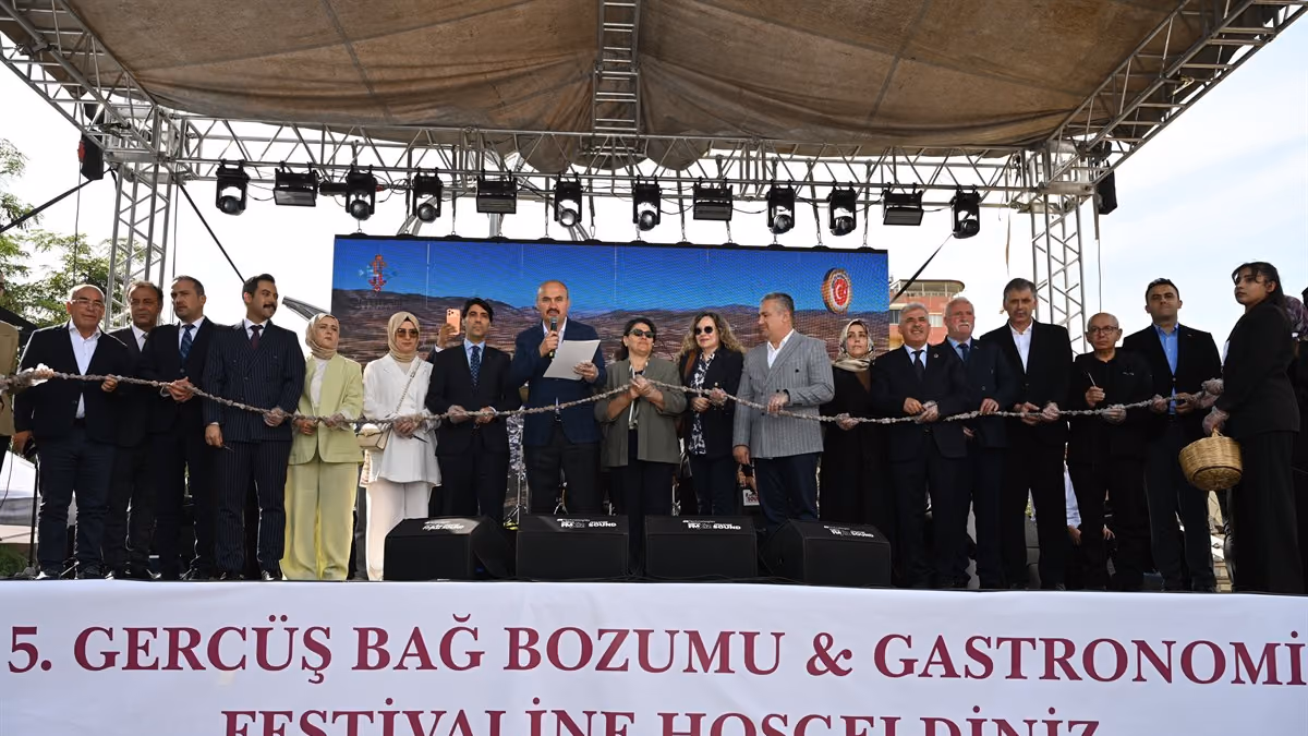GERCÜŞ’TE BAĞBOZUMU FESTİVALİ COŞKUSU (1)