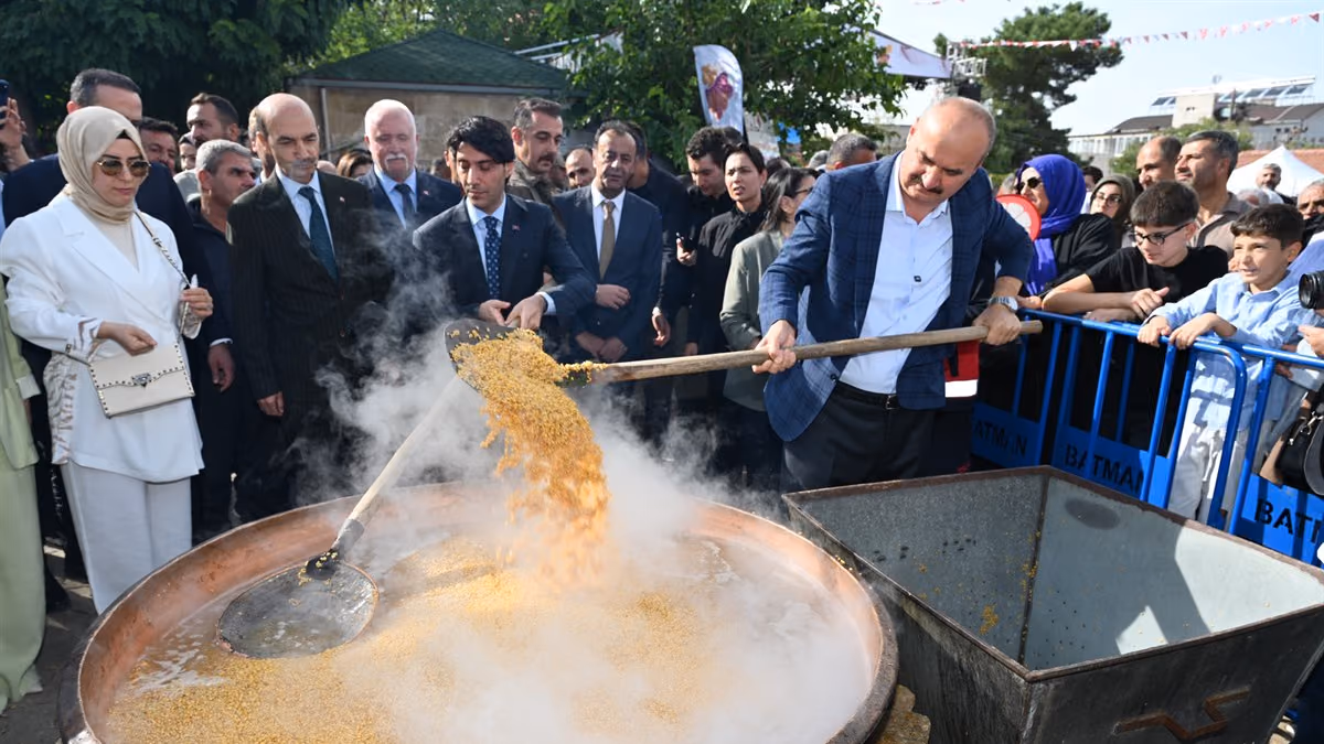 GERCÜŞ’TE BAĞBOZUMU FESTİVALİ COŞKUSU (3)