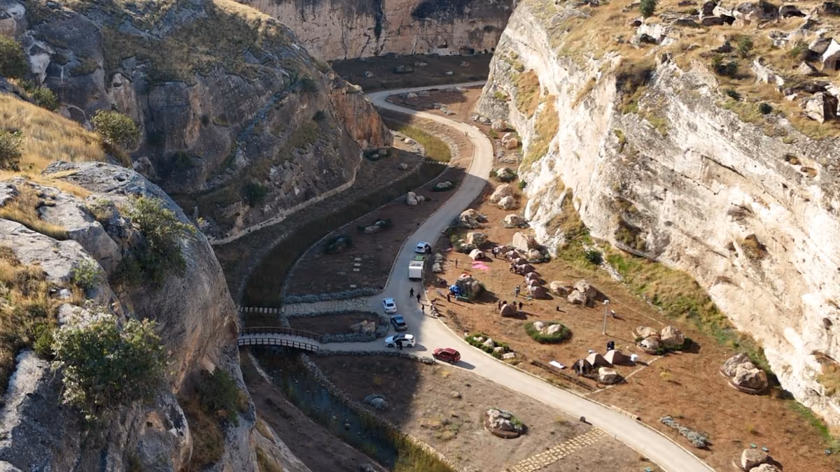 HASANKEYF’TE 27 ÖĞRENCİ GENÇTEK KAMPINDA BULUŞTU (4)