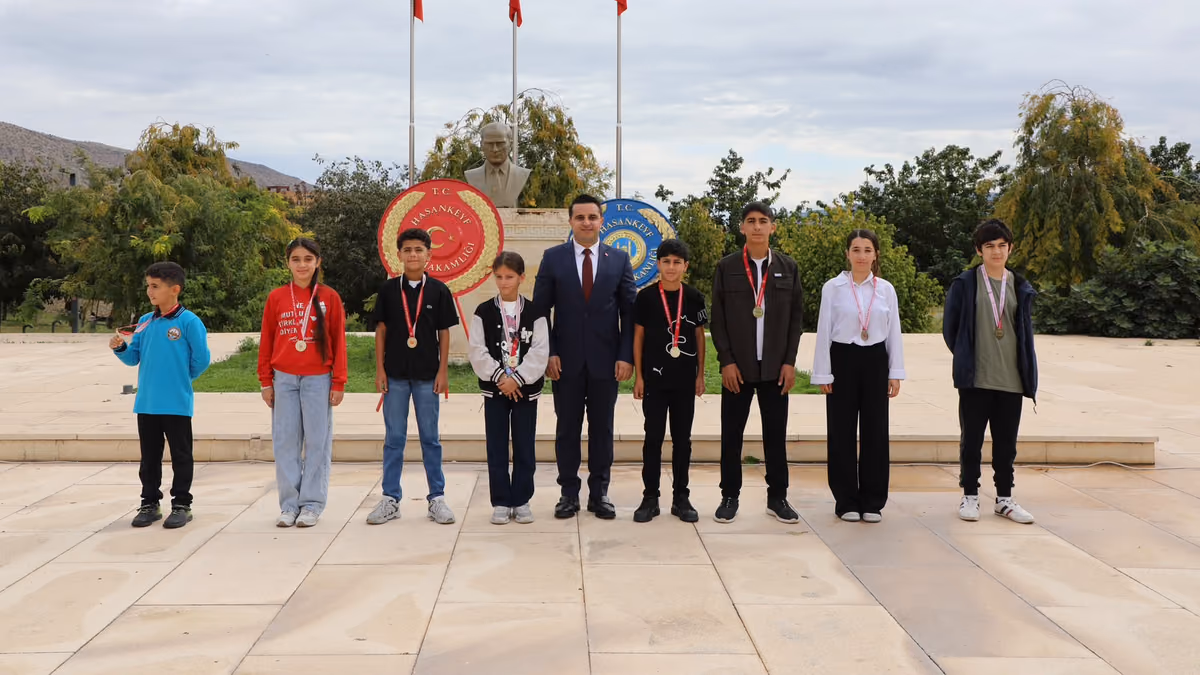 HASANKEYF’TE 29 EKİM COŞKUYLA KUTLANDI (3)