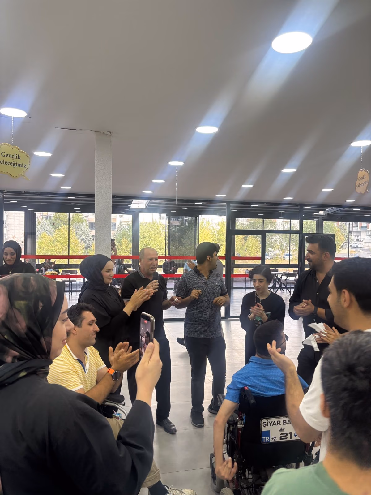 İŞİTME ENGELLİLER HAFTASI’NDA ANLAMLI BULUŞMA (2)