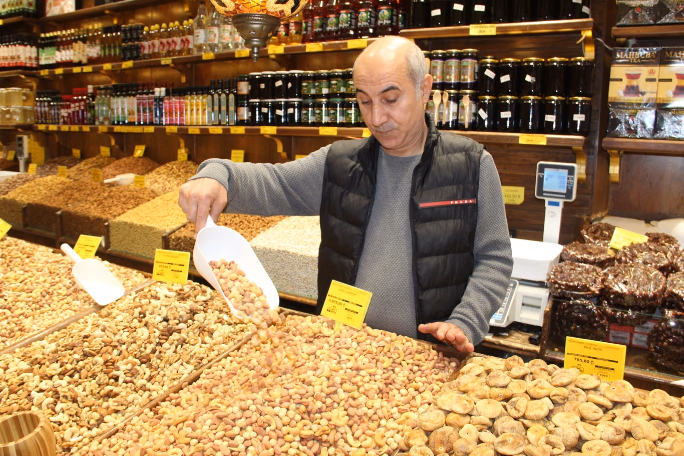 KURUYEMİŞ FİYATLARINDA DÜŞÜŞ (3)
