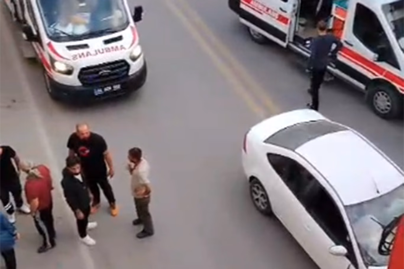 Malatya'da vinç yüklü kamyon köprüye çarptı 2 yaralı (5)