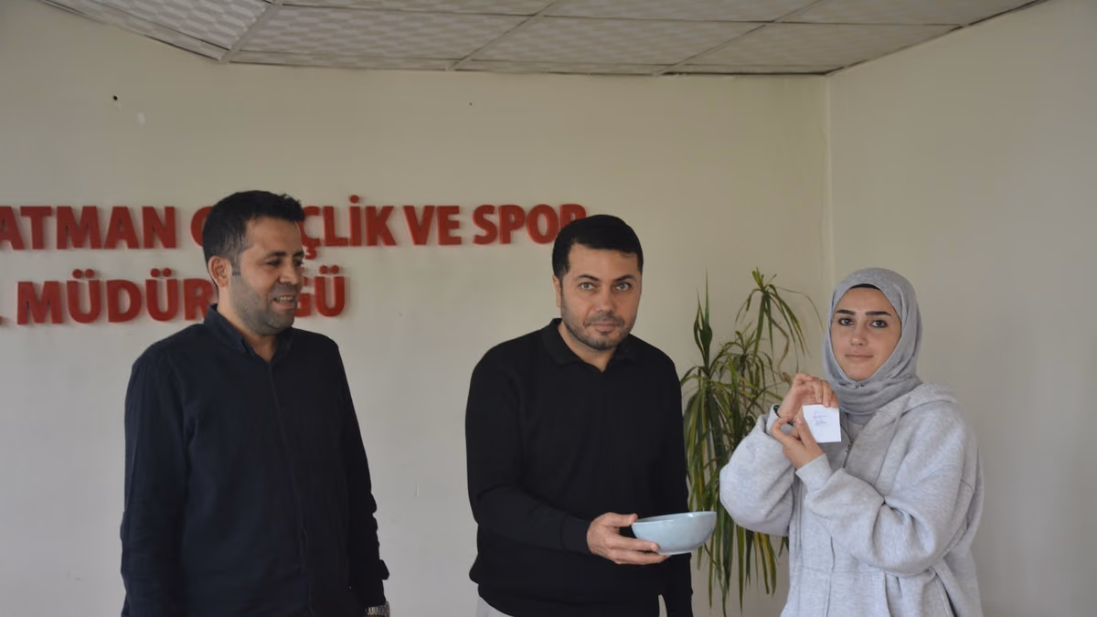 ÖĞRENCİLERE TARİH VE MEDENİYET GEZİSİ (3)