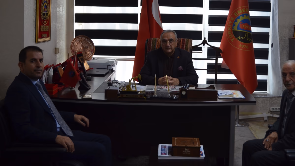 SGK MÜDÜRÜ GÜMÜŞ’TEN ÜÇ KURUMA ZİYARET (2)