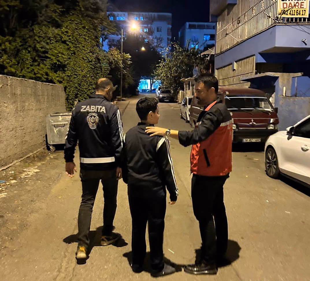 SOKAKTA ÇALIŞTIRILAN ÇOCUKLAR TESPİT EDİLDİ (2)