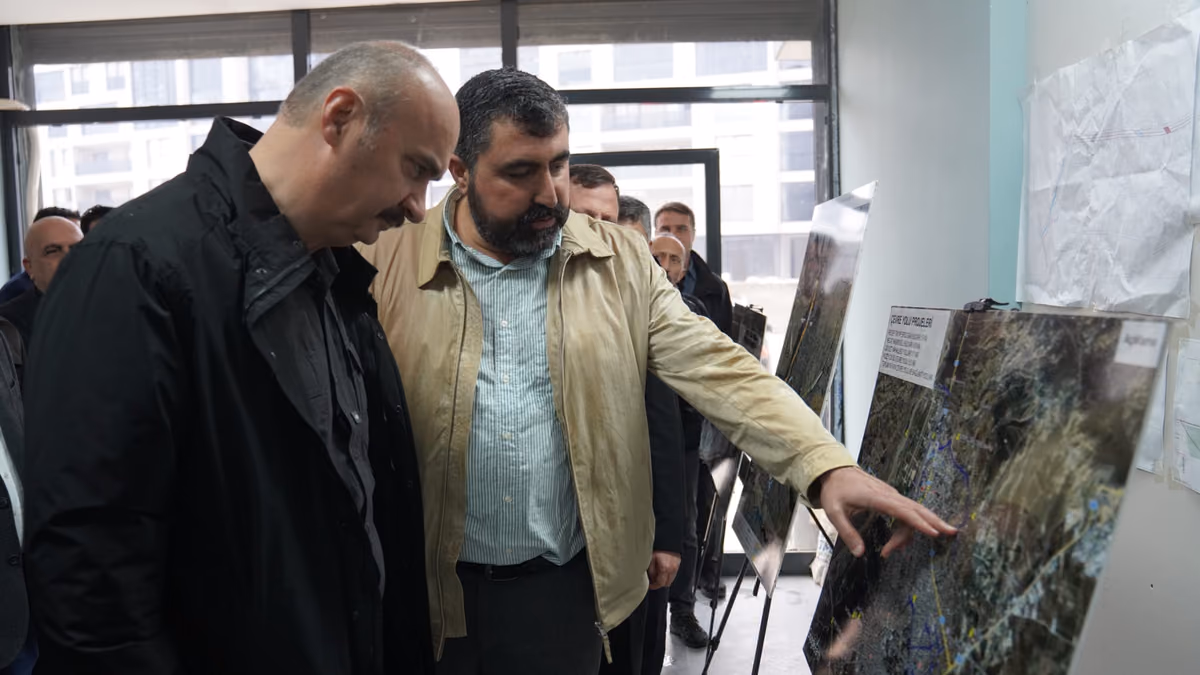 VALİ CANALP KUZEY ŞEHİR BULVARI’NDA İNCELEMELERDE BULUNDU (1)