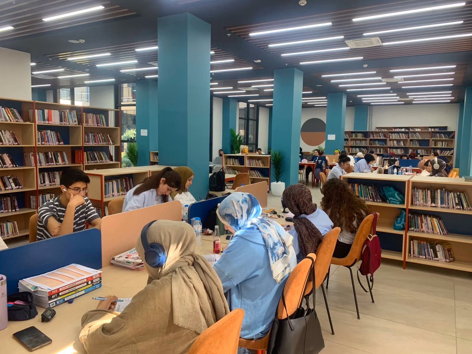YKS ADAYLARINA VE VATANDAŞLARA EĞİTİM DESTEĞİ (3)