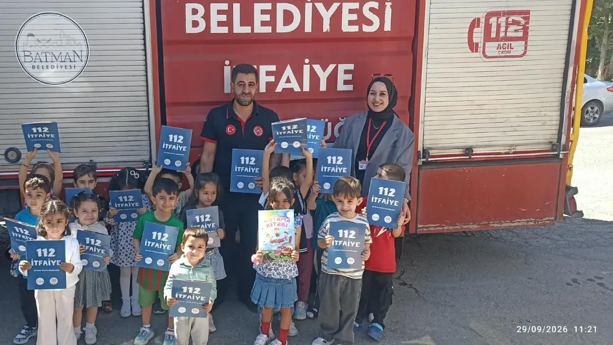 MİNİKLER İTFAİYECİLİĞİ YAKINDAN TANIDI