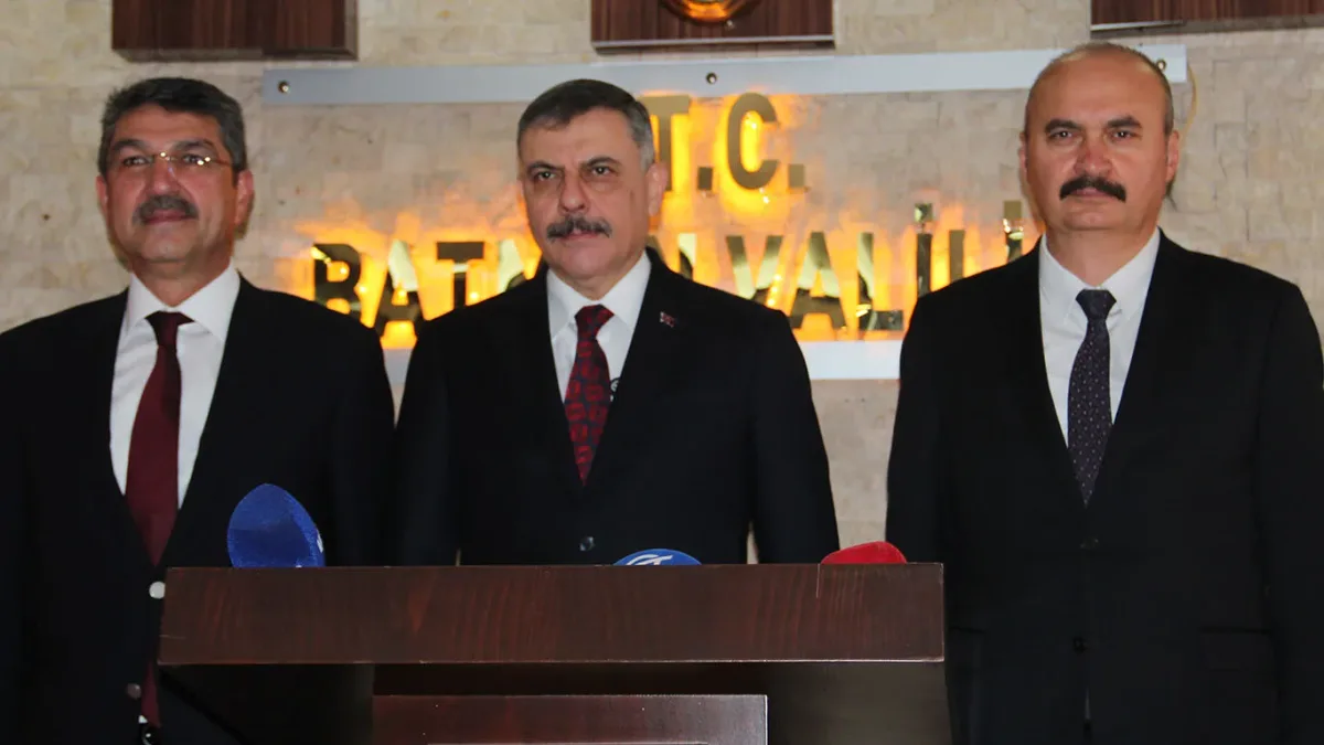 BAKAN ÇİFTÇİ’NİN İLK DURAĞI VALİLİK OLDU