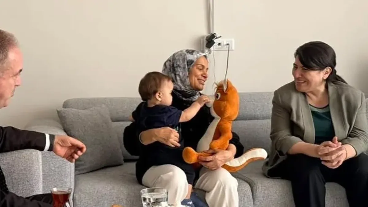 DR. AYTEN CANALP’TEN KORUYUCU AİLEYE ZİYARET