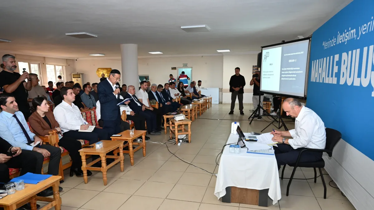 VALİ CANALP ÇAY MAHALLESİ SAKİNLERİYLE BULUŞTU