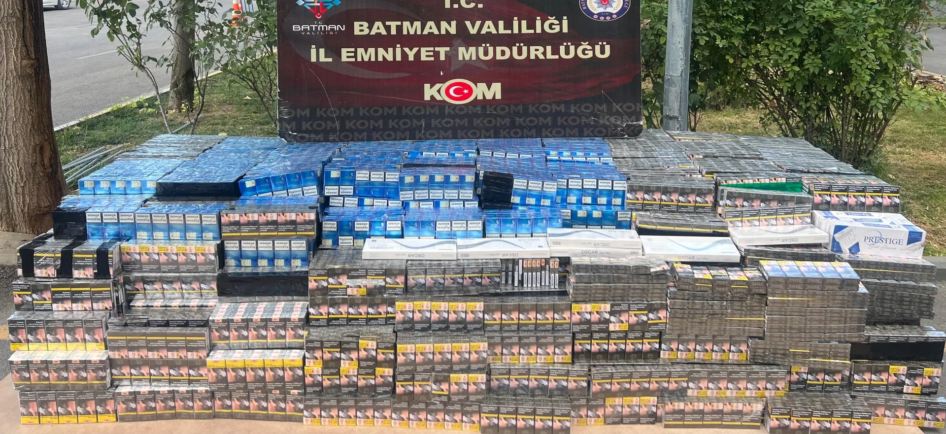 18 BİN 380 PAKET KAÇAK SİGARA ELE GEÇİRİLDİ