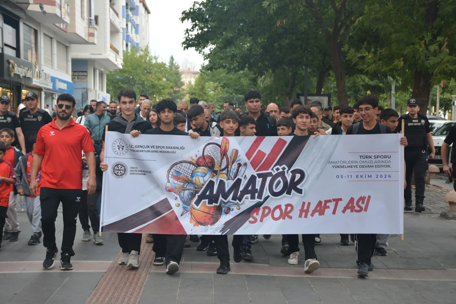 AMATÖR SPOR HAFTASINDA FARKINDALIK YÜRÜYÜŞÜ