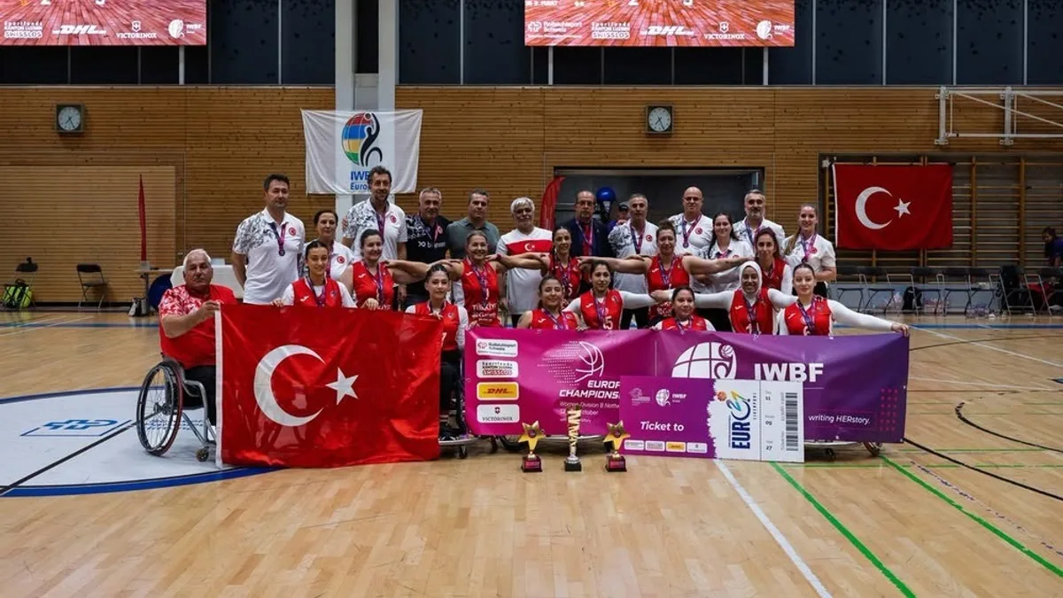 BATMANLI ANTRENÖR VE SPORCUDAN AVRUPA ŞAMPİYONLUĞU!