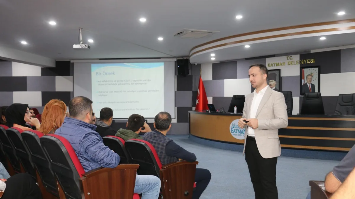 BELEDİYE PERSONELİNE ETİK EĞİTİMİ