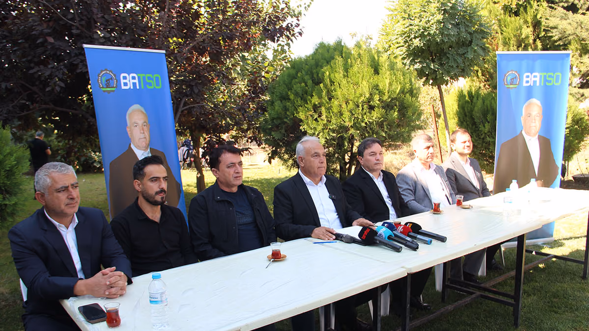 ÇETİN, BATMAN’IN EKONOMİK GELECEĞİNE YÖNELİK PROJELERİNİ ANLATTI