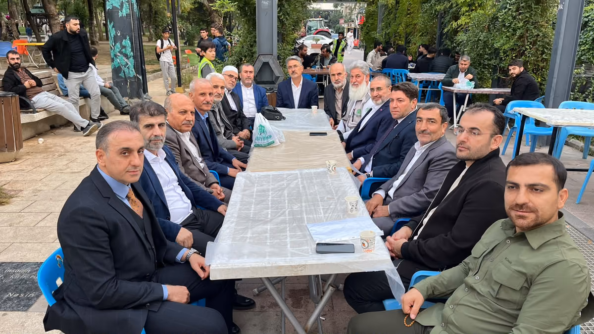 DİYANET-SEN HEYETİ UMUT KERVANI’NI ZİYARET ETTİ