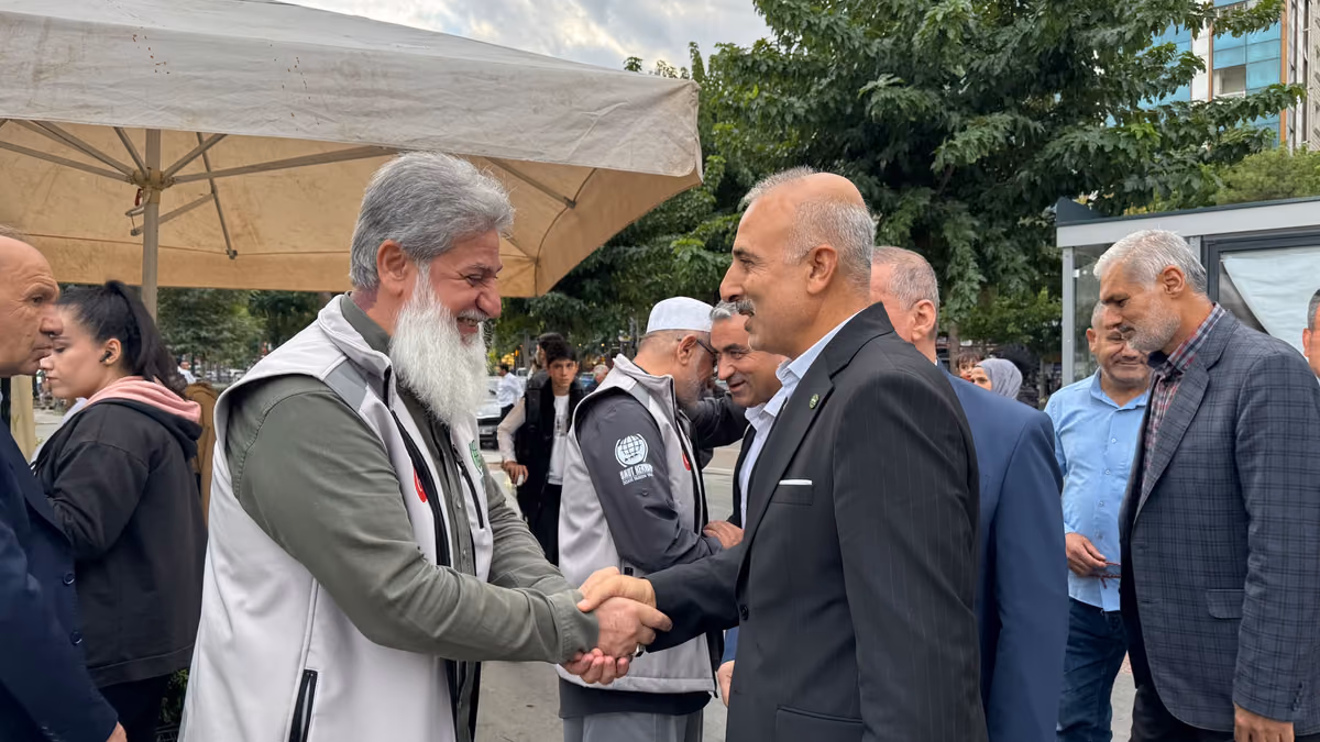 DOĞRU, HAYIR KERMESİNİ ZİYARET ETTİ