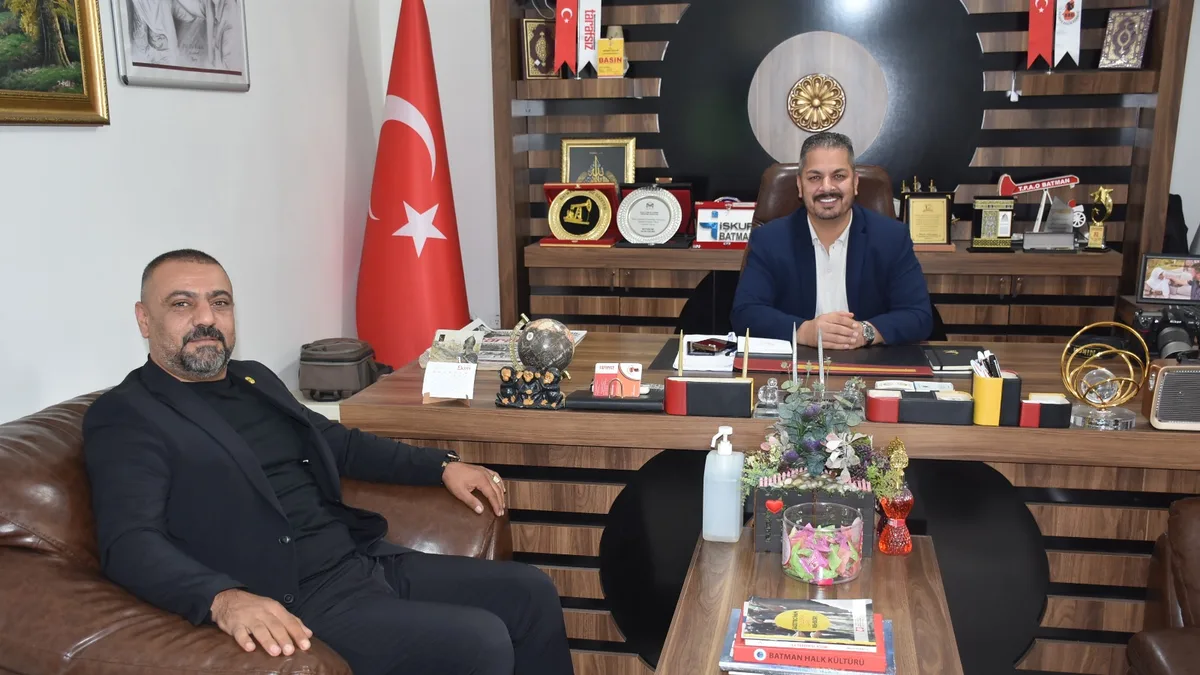 DÜRKEN: “GENEL BAŞKANIMIZ KARAKURT, ÜLKEMİZİN SORUNLARINI İYİ BİLİYOR”
