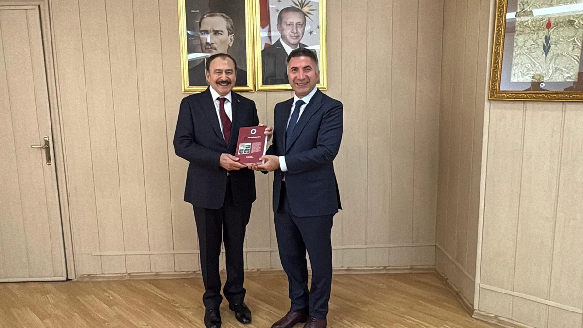 ESKİ BAKAN EROĞLU’NDAN BATMAN ÜNİVERSİTESİ'NE ZİYARET