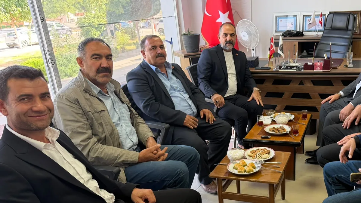 HÜDA PAR’DAN GERCÜŞ’TE MUHTARLAR GÜNÜ ZİYARETİ