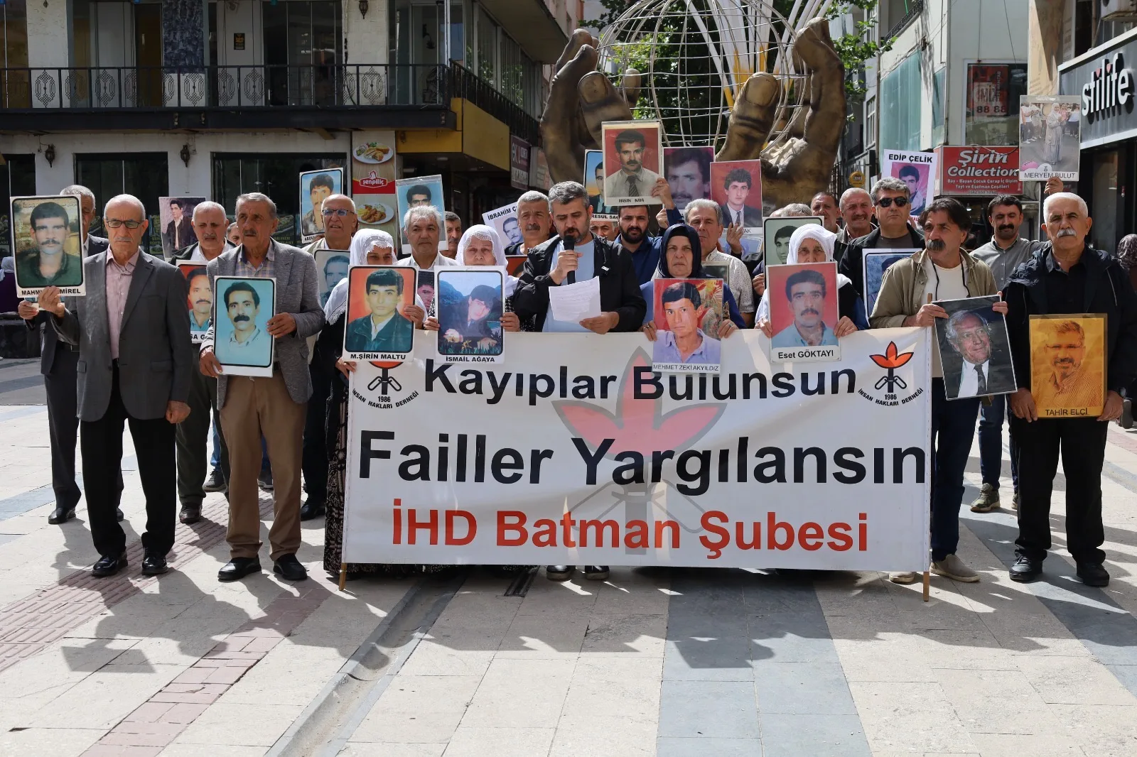 İHD, 757’NCİ HAFTADA AKYILDIZ’IN AKIBETİNİ SORDU