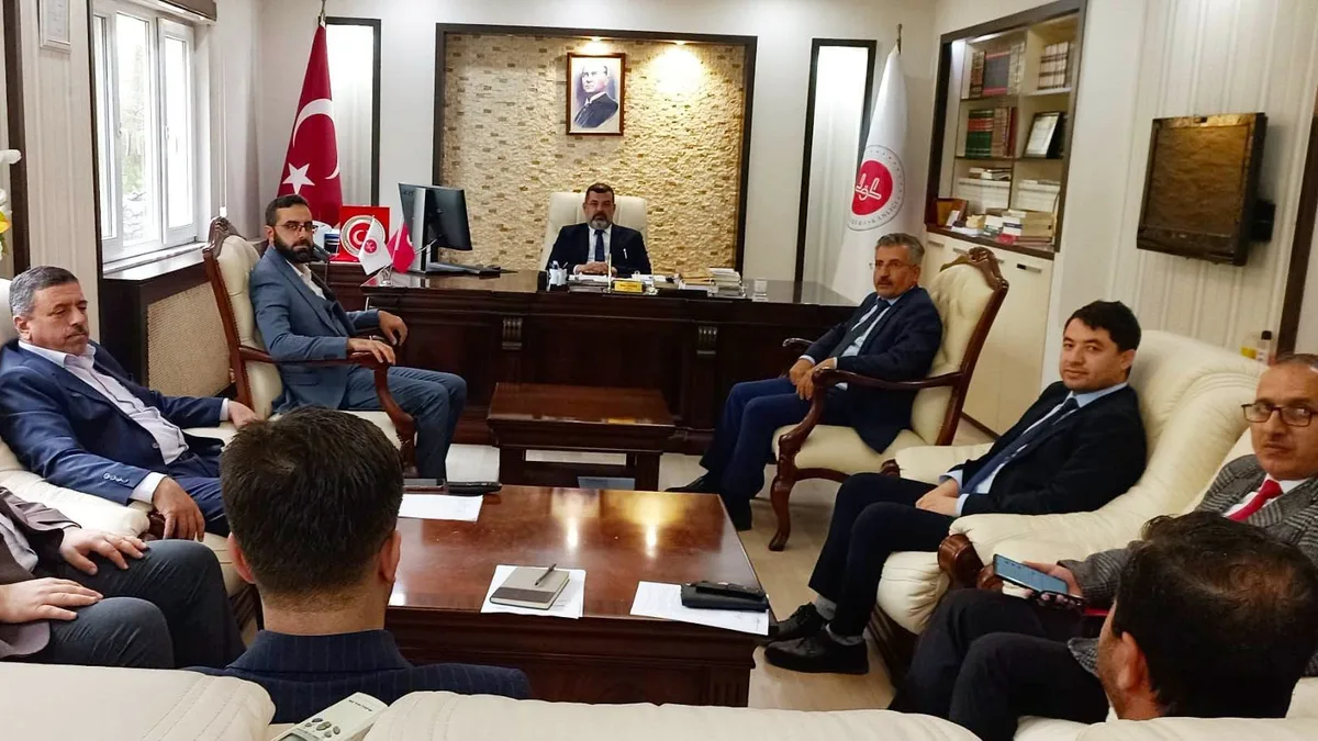 İLÇE MÜFTÜLERİ BİR ARAYA GELDİ
