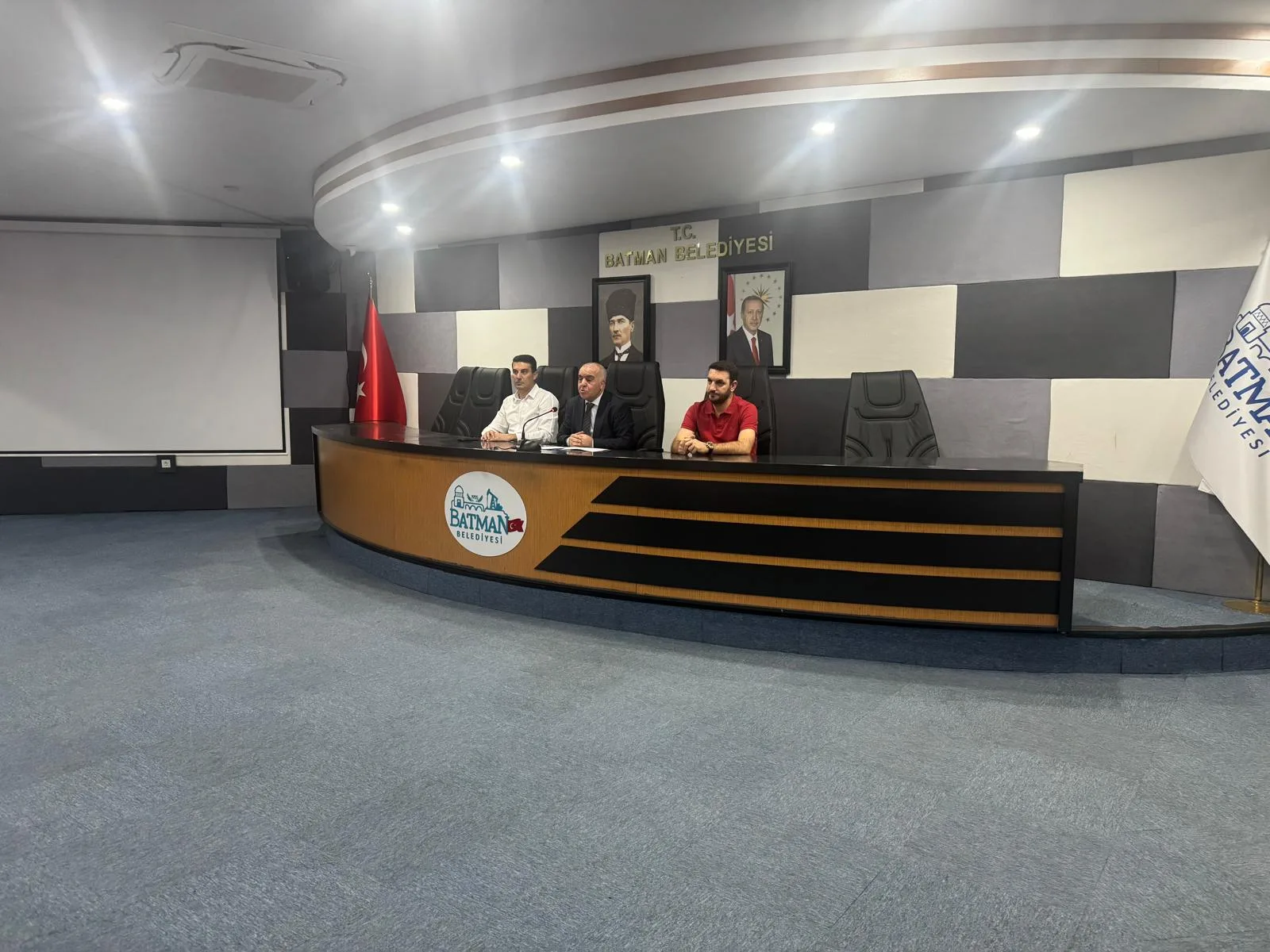 İNŞAAT SEKTÖRÜNE İŞ GÜVENLİĞİ TOPLANTISI