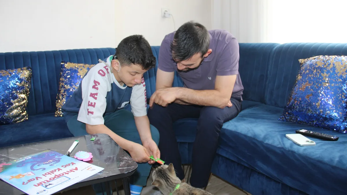 İŞİTME ENGELLİ ÇOCUKLARIN EĞİTİM SORUNU ÇÖZÜM BEKLİYOR