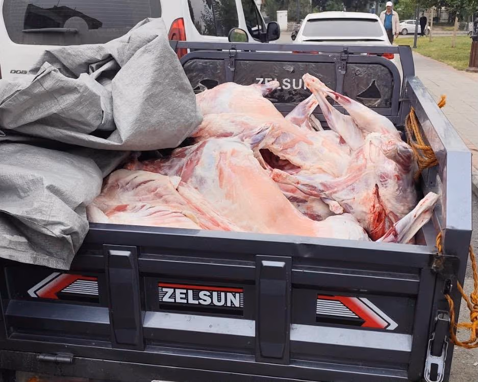 KAÇAK ET KESİME 52 BİN 801 TL CEZA